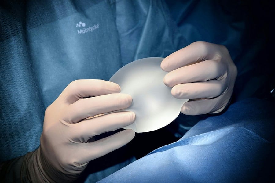 choisir meilleur chirurgien augmentation mammaire paris chirurgie et medecine esthetique dr sebastiano montoneri chirurgien esthetique paris